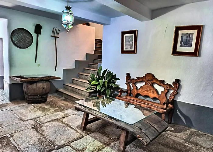 2 - El Convento Country house